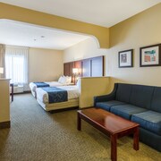 Hotels Near Wolfchase Galleria Book The Closest Comfort Suites Cordova