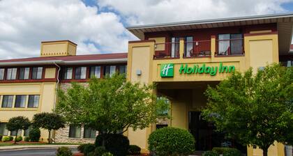 Holiday Inn Pewaukee - Milwaukee West, an IHG Hotel