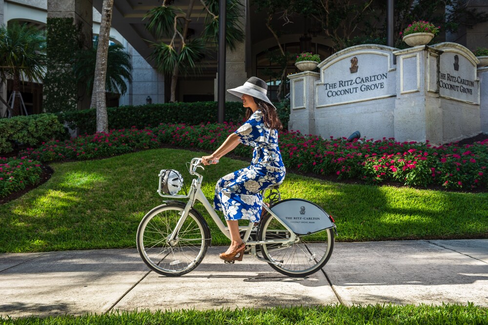 Bicycling, The Ritz-Carlton Coconut Grove, Miami