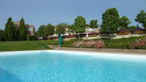 Piscina all'aperto