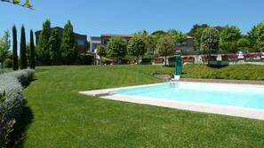 Piscina all'aperto