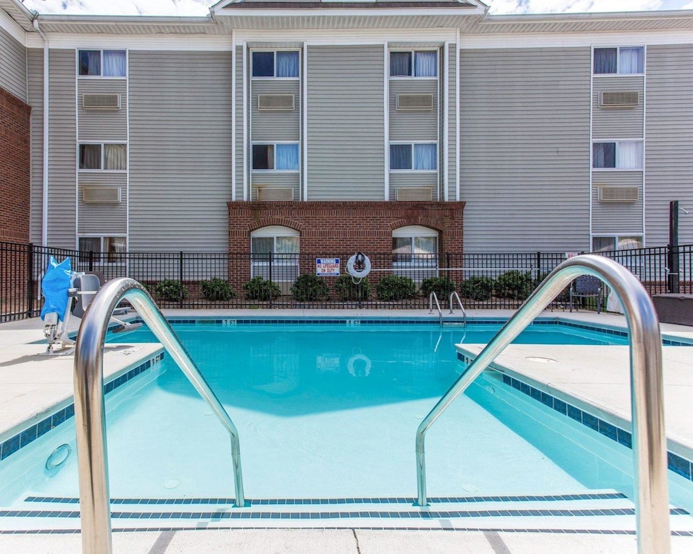 Suburban Extended Stay Kennesaw