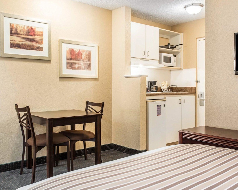 Suburban Extended Stay Kennesaw