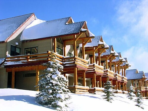 Saddle Ridge Townhomes Mid-Mountain in Big Sky, United States