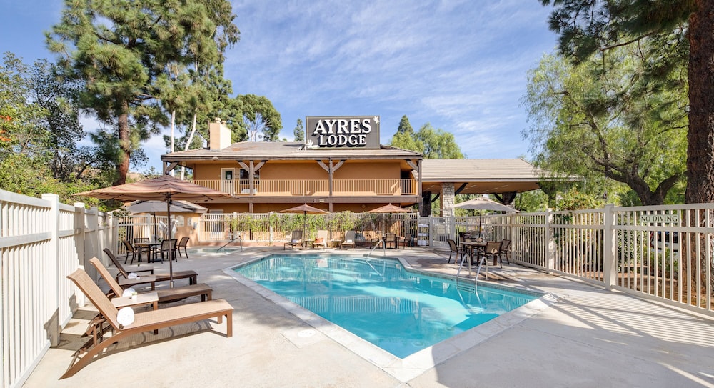 Pool, Ayres Lodge Alpine