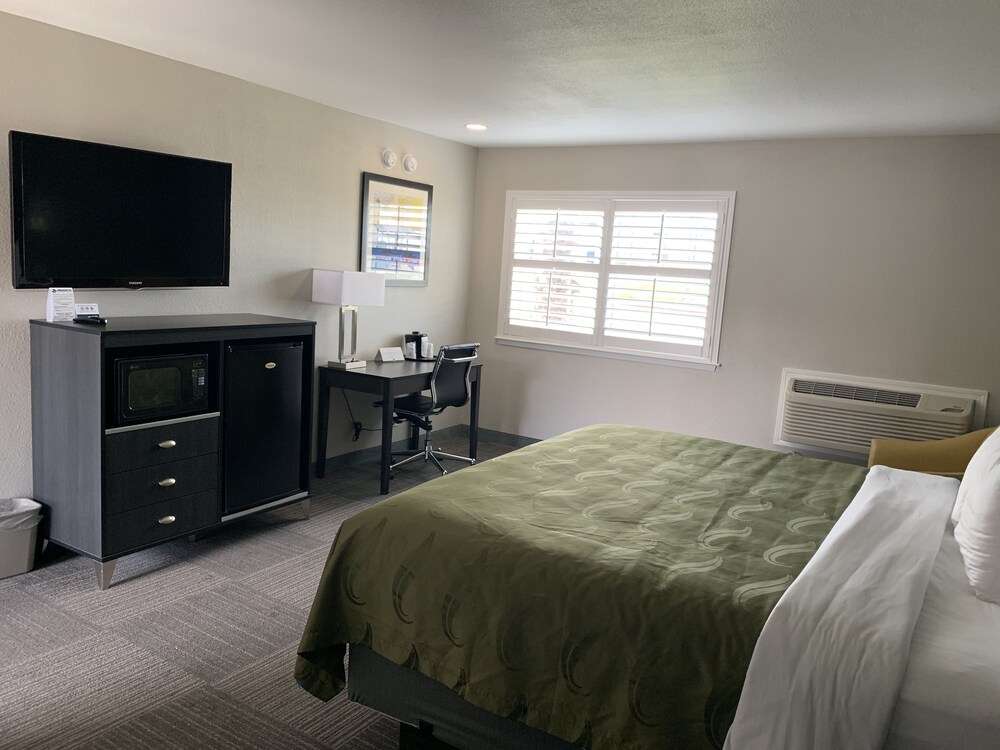 Quality Inn Kettleman City near Hwy 41 in Kettleman City Best Rates & Deals on Orbitz