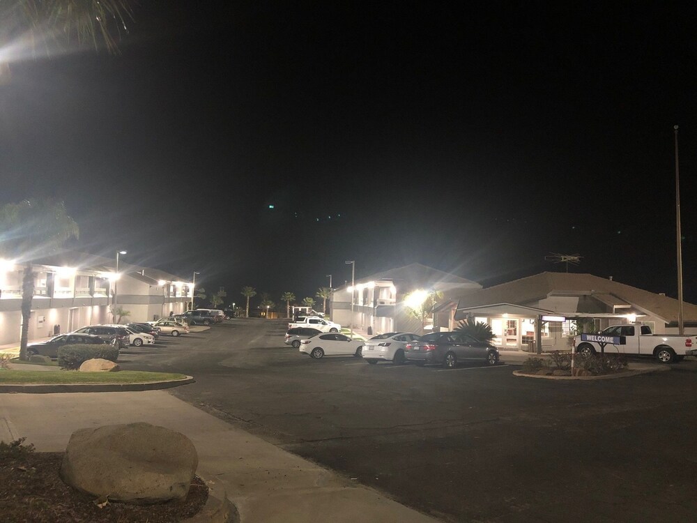 Quality Inn Kettleman City near Hwy 41 in Kettleman City Best Rates