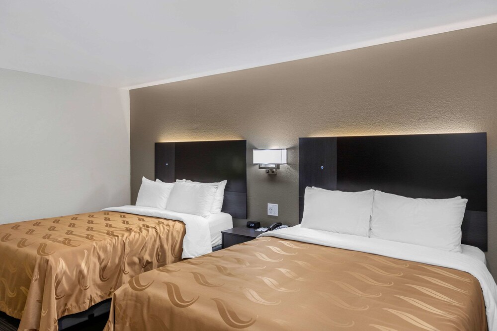 Quality Inn Kettleman City near Hwy 41 in Kettleman City Best Rates & Deals on Orbitz