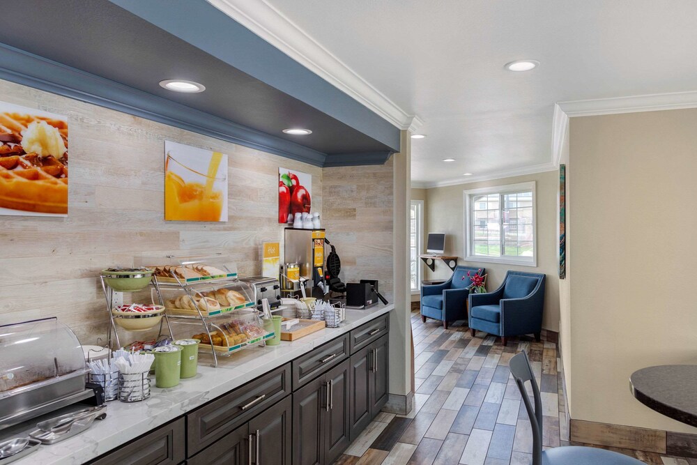 Quality Inn Kettleman City near Hwy 41 in Kettleman City Best Rates & Deals on Orbitz