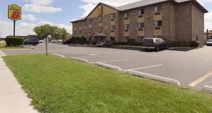 Super 8 by Wyndham Bridgeview/Chicago Area
