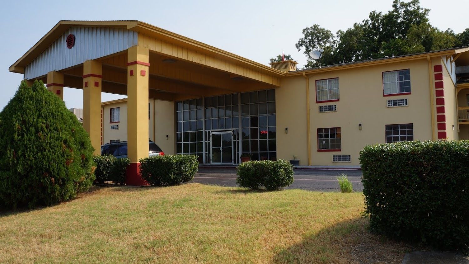 Travelers Inn in Sherman, United States
