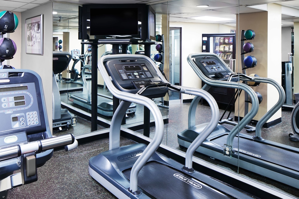 Fitness facility, Club Quarters Hotel in Washington DC