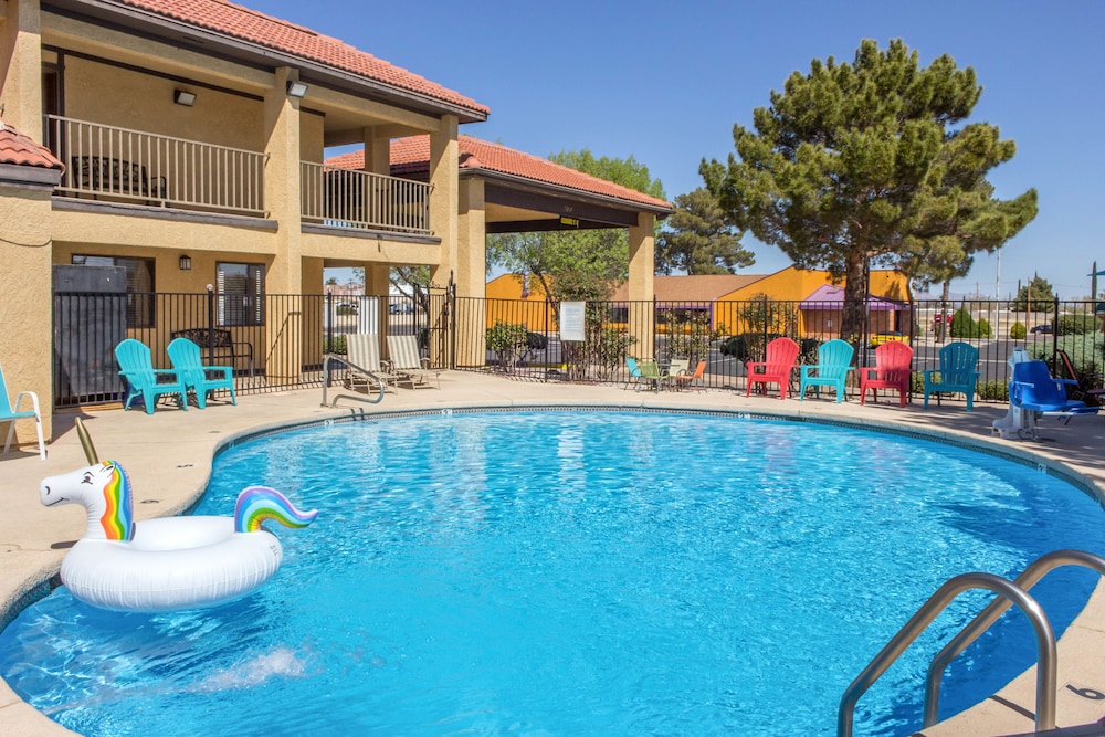 Rodeway Inn near Ft Huachuca in Sierra Vista Best Rates & Deals on Orbitz