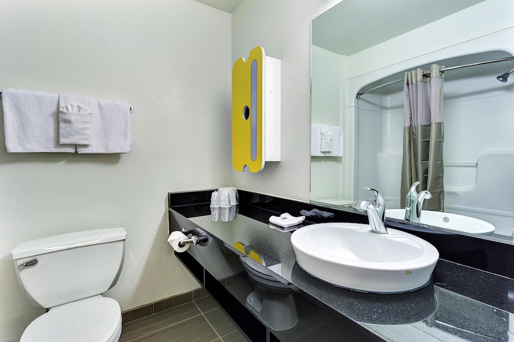 Motel 6 Belmont, CA - San Francisco - Redwood City