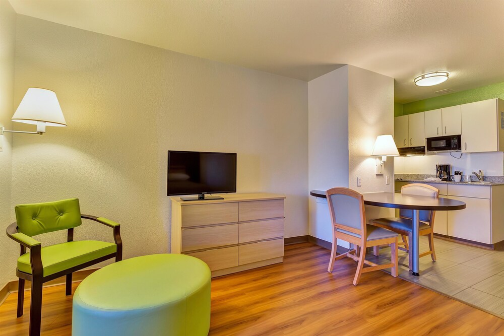 Motel 6 Belmont, CA - San Francisco - Redwood City