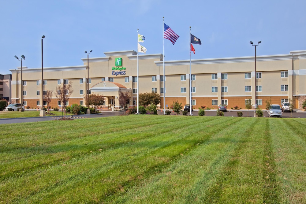 Holiday Inn Express Bowling Green, an IHG Hotel