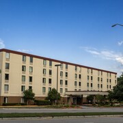 cheap hotels in framingham ma