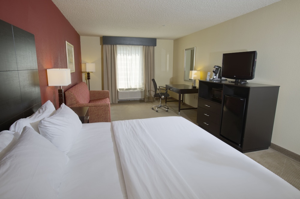 Holiday Inn Express New Albany, an IHG Hotel in New Albany Best Rates