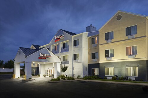 102 College Corner Hotels With A Jacuzzi Or Hot Tub In Room