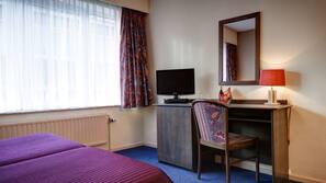 Een minibar, een bureau, gratis babybedden, extra bedden