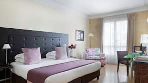 Premium bedding, free minibar, in-room safe, desk