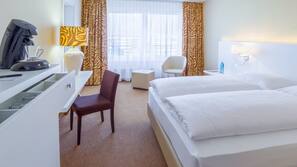Hochwertige Bettwaren, Pillowtop-Betten, Minibar, Zimmersafe
