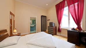 Hypo-allergenic bedding, in-room safe, individually furnished, desk