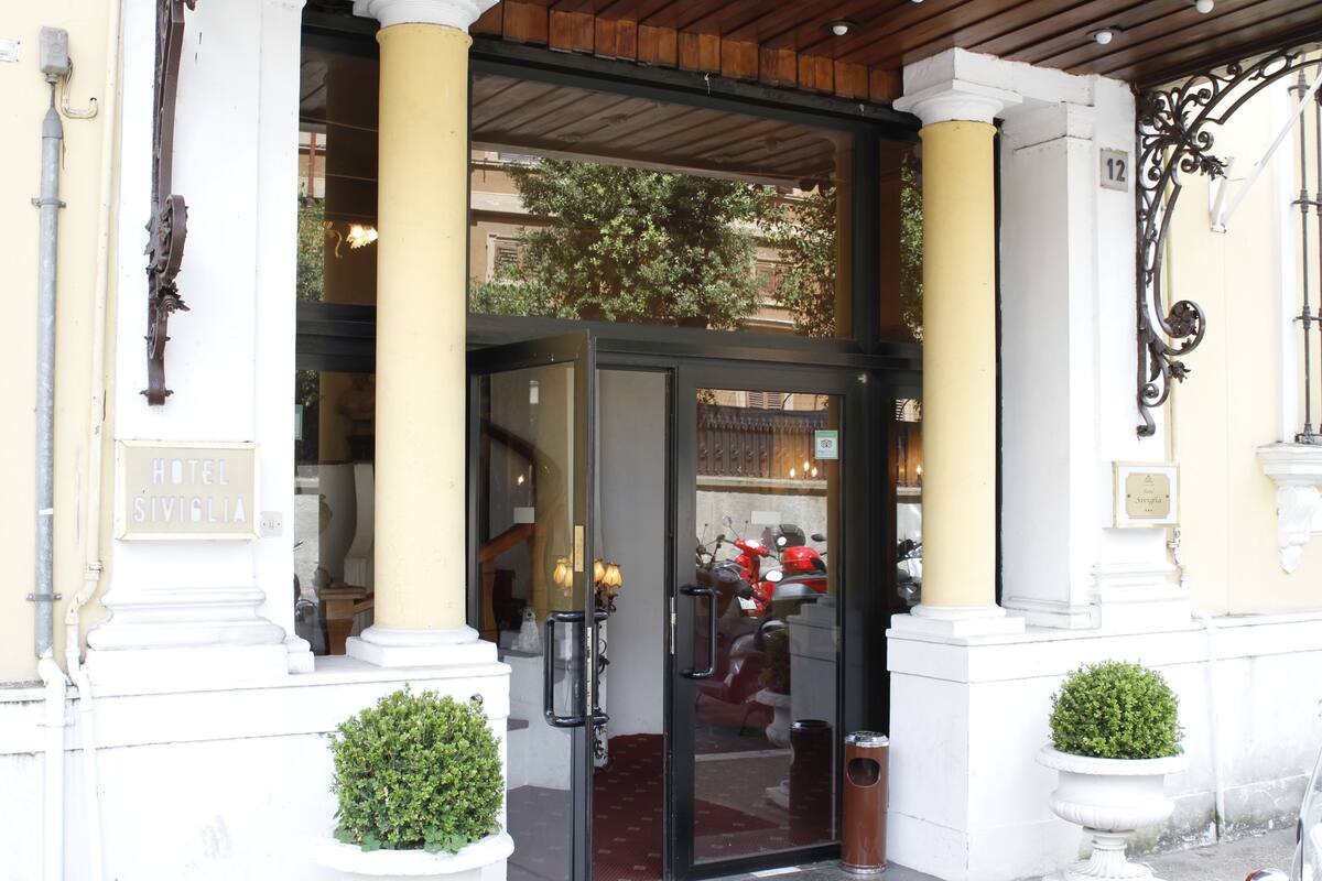 Hotel Siviglia Roma Italia Expedia It