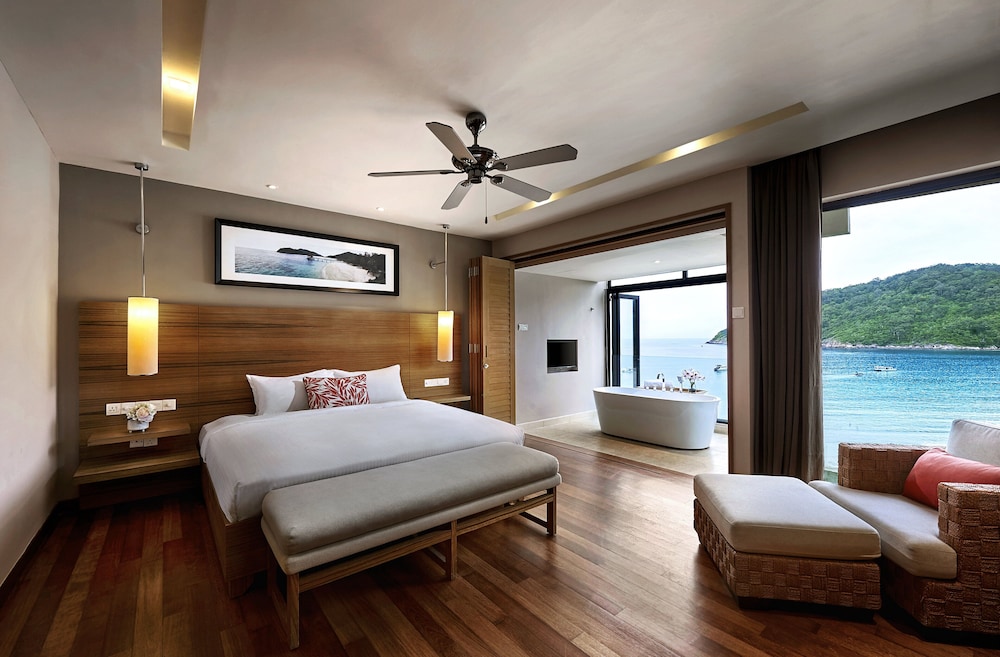 Room, The Taaras Beach & Spa Resort