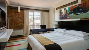 1 bedroom, in-room safe, desk, blackout curtains