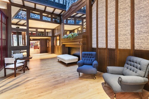 H10 Corregidor Boutique Hotel