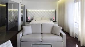 Egyptian cotton sheets, premium bedding, down comforters, pillowtop beds