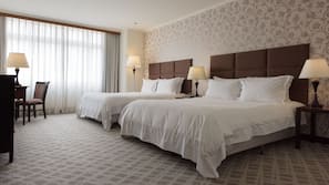 Egyptian cotton sheets, premium bedding, down duvet, pillow top beds