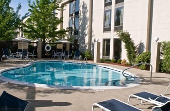 hilton hotels new bedford ma