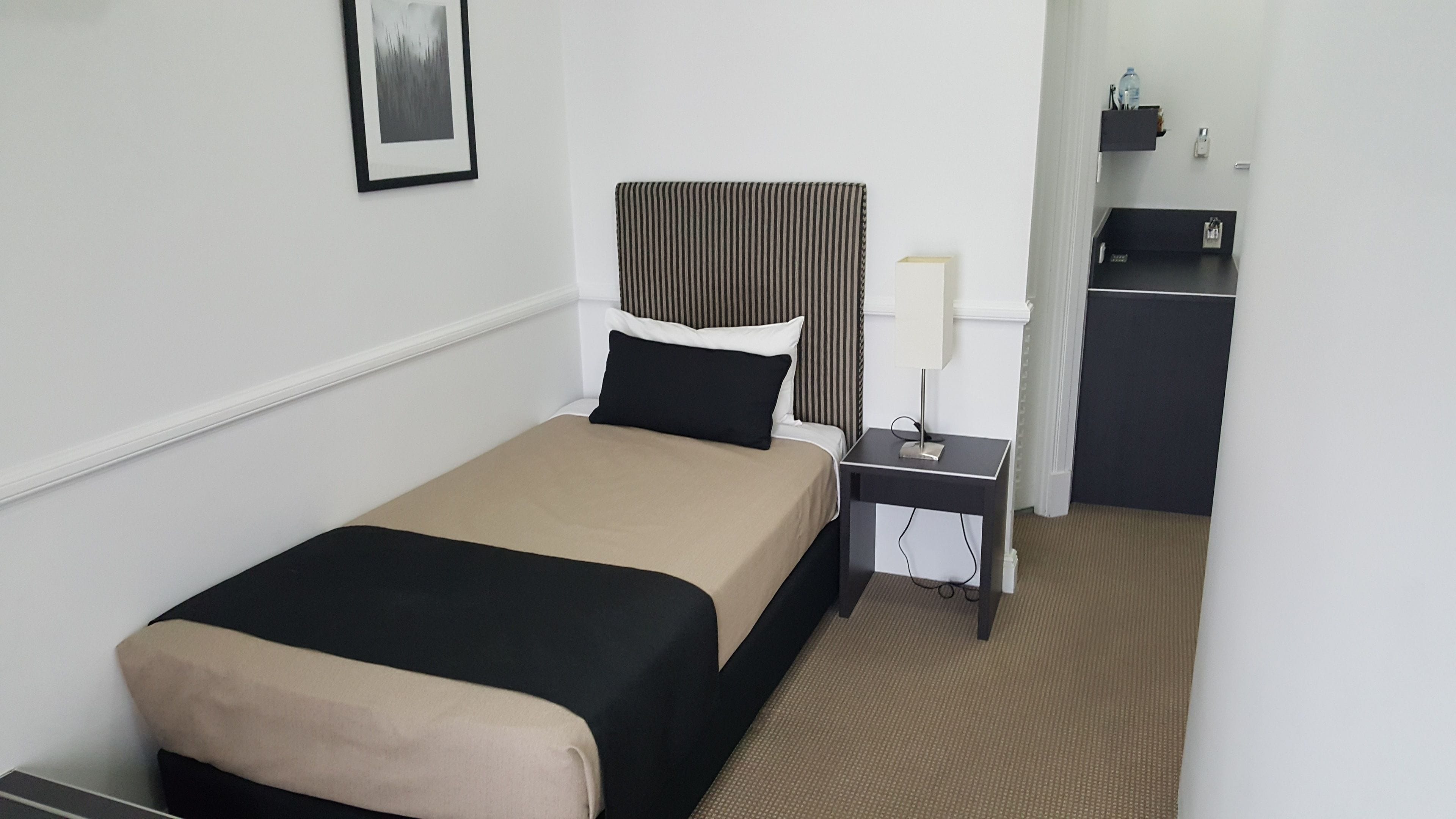 Comfort Inn & Suites Northgate Airport