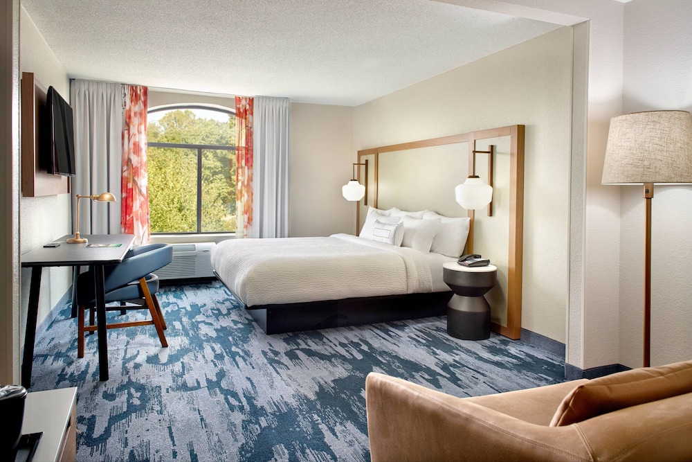 Fairfield by Marriott Inn & Suites Asheville Outlets