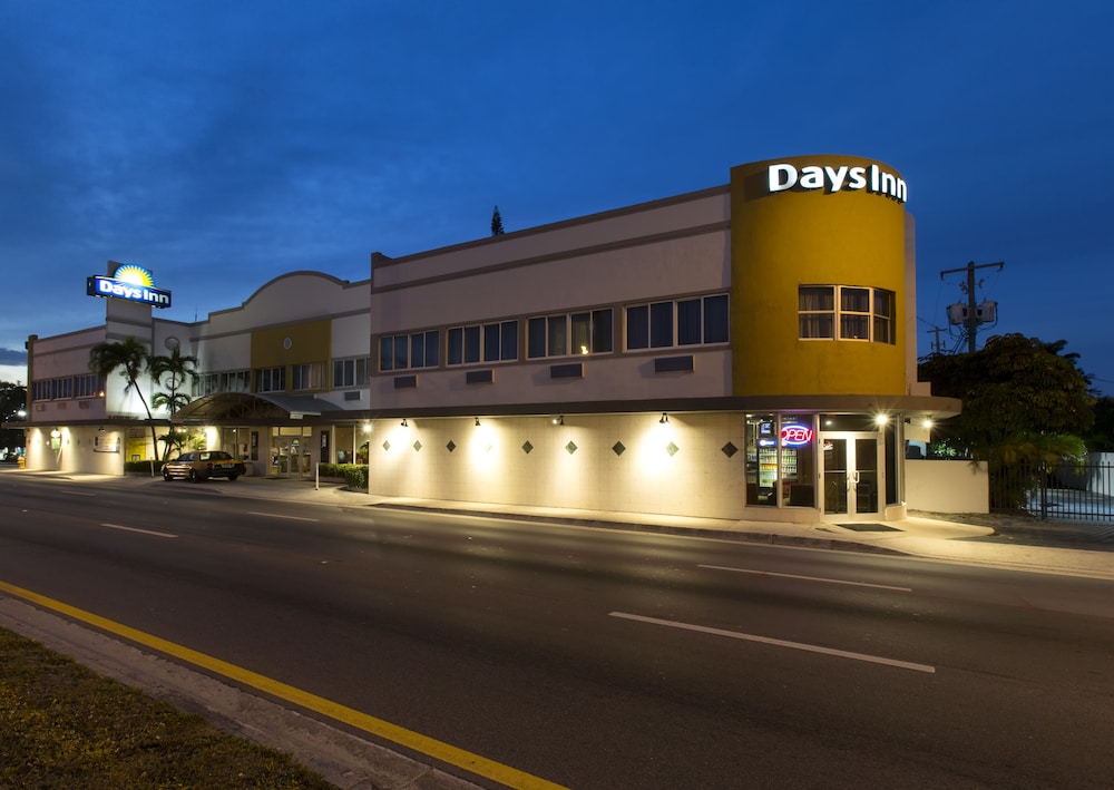 Days Inn by Wyndham Miami Airport North