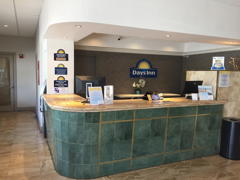 Days Inn by Wyndham Miami Airport North