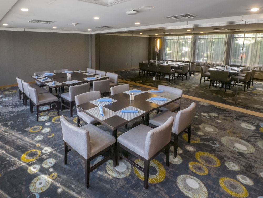 Doubletree by hilton hotel niagara falls new york in niagara falls