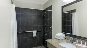 Desk, iron/ironing board, free WiFi, linens
