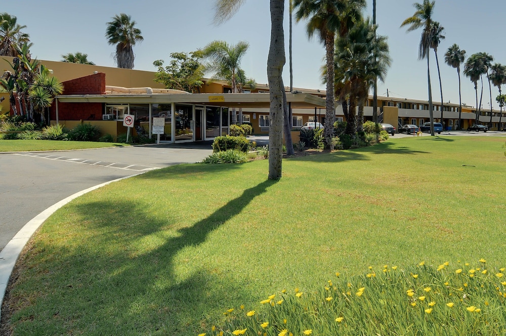 Hotel Palmeras Chula Vista