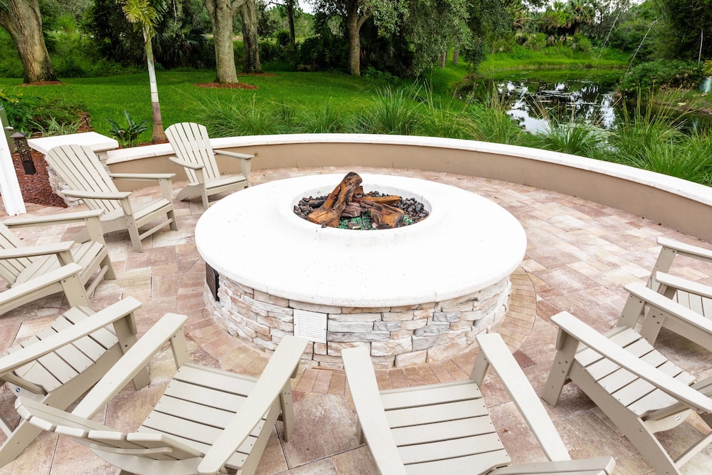 Marriott's Cypress Harbour Villas
