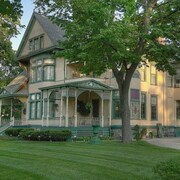 The Best Northwest Indiana Hotels On The Beach From 55 - Waterfront Hotels In Northwest Indiana In Expedia