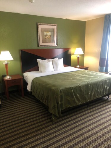 Baytown Hotels From 47 Cheap Hotel Deals Travelocity