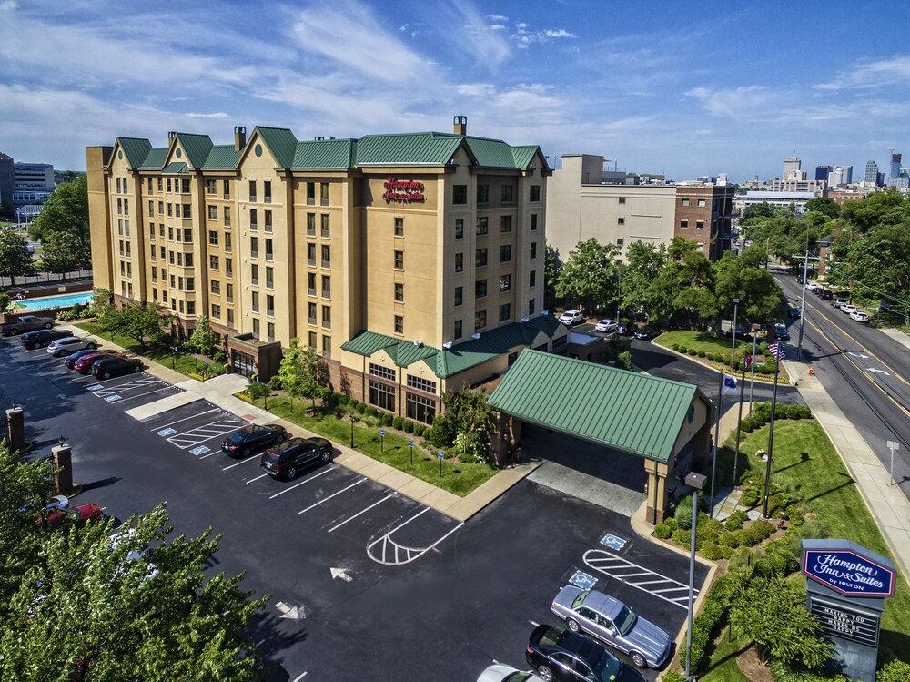 Hampton Inn & Suites NashvilleVanderbiltElliston Place in Nashville