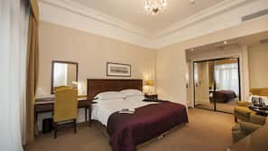 In-room safe, desk, iron/ironing board, free WiFi