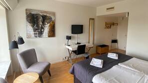 Desk, blackout drapes, iron/ironing board, free WiFi