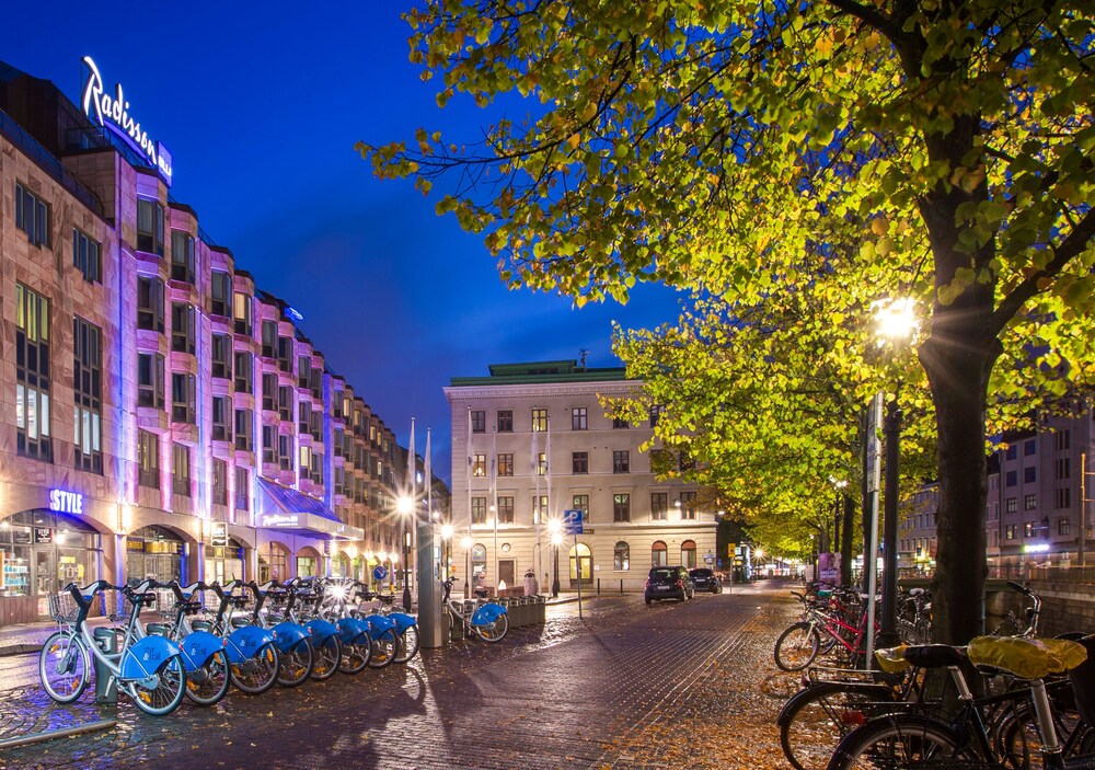 Bicycling, Radisson Blu Scandinavia Hotel