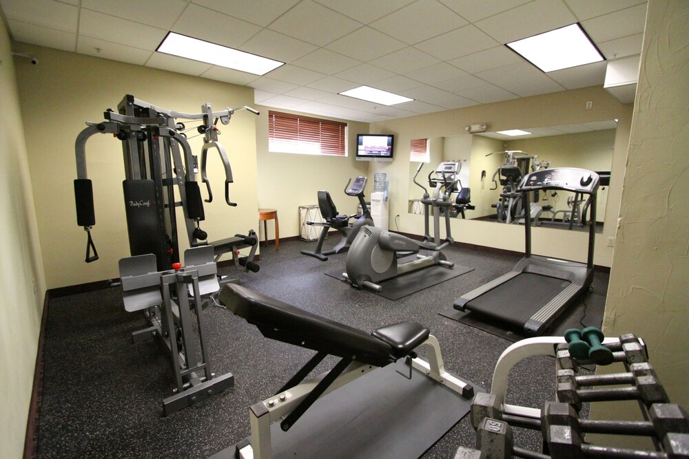 Fitness facility, Best Western Plus Hannaford Inn & Suites