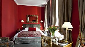 Desk, blackout curtains, iron/ironing board, free WiFi
